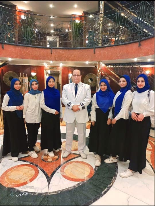 Visiting of Faculty of Fish and Fishers to Flash Crusoe Company in Magic Steamboat